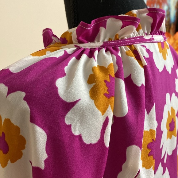 Macaron Floral Women's Top - Pink and White Medium NWOT - Picture 7 of 8